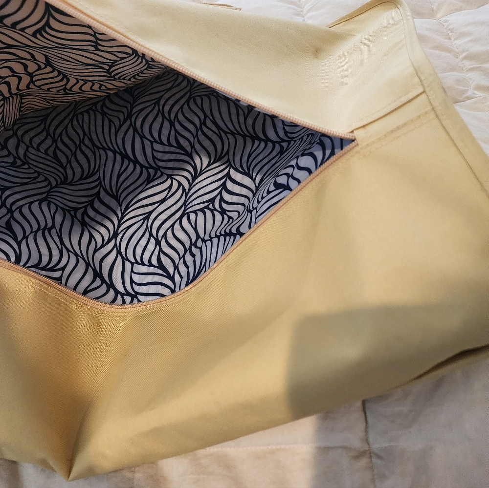 Wally Bags 40 Yellow Deluxe Garment Bag - Picture 7 of 9